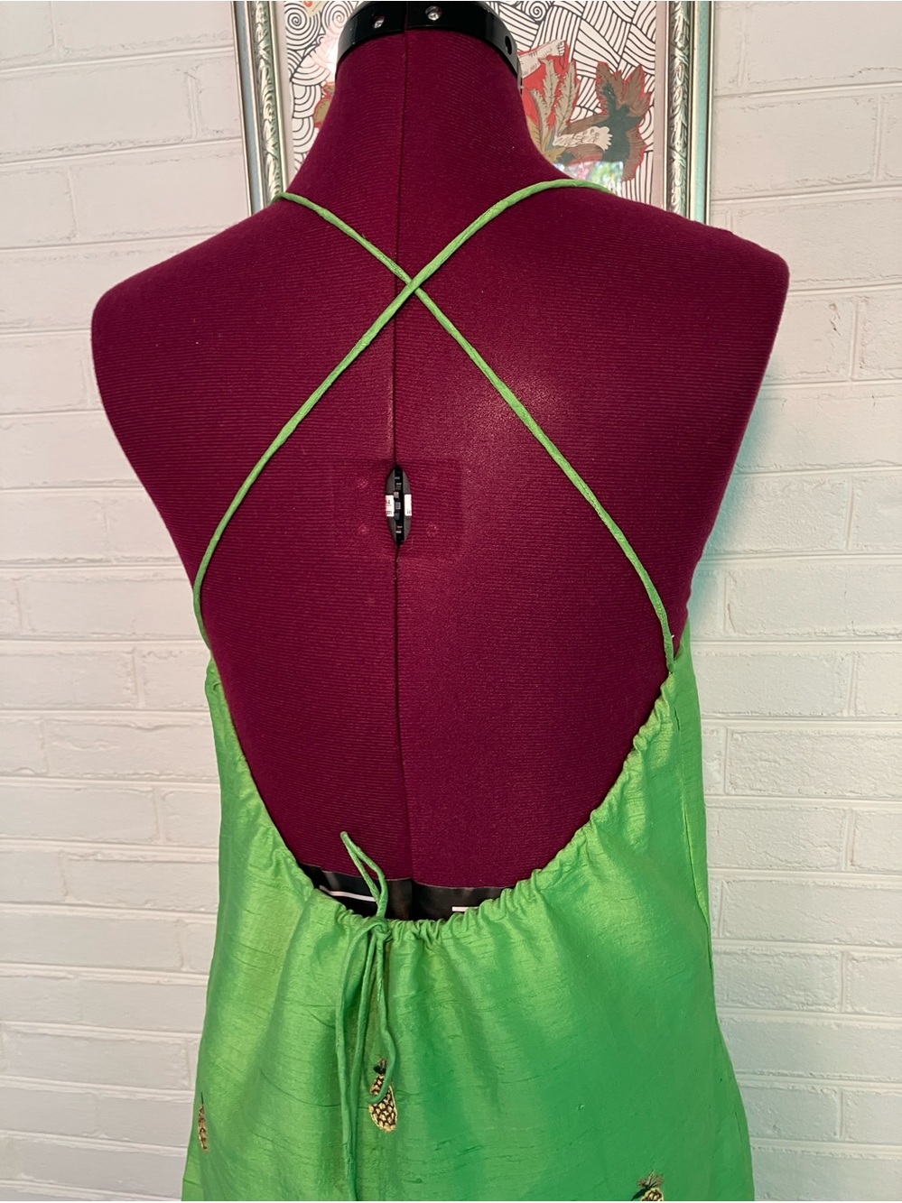 Daisy L Lime Green Raw Silk Embroidered Pineapple Sheath Dress, Size Large - Picture 8 of 11